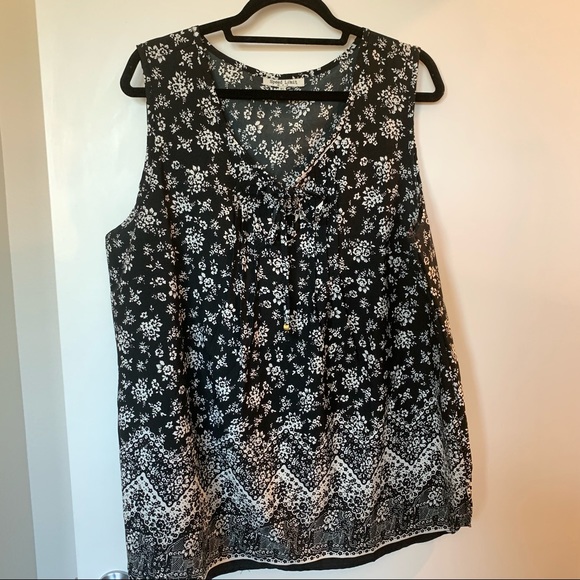 Womens Plus Size Speed Limit MPH Black & White Floral Tank Top 2X - Picture 1 of 16